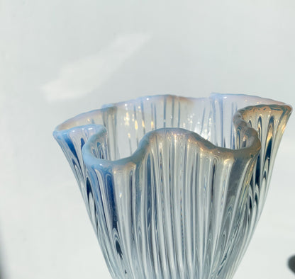 Vintage opalescent glass vase Reffla, designer Arthur Percy, Gullaskruf Sweden, 50s