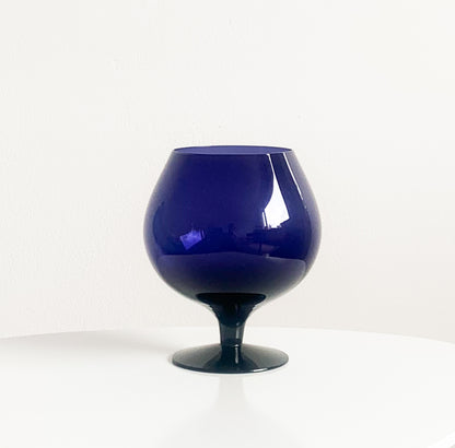 Saara Hopea for Nuutajärvi | Aroma glass vase 1131
