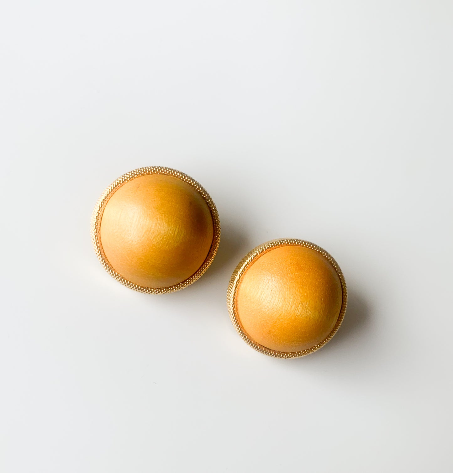Aarikka Finland | Wooden amber colored clip-on earrings