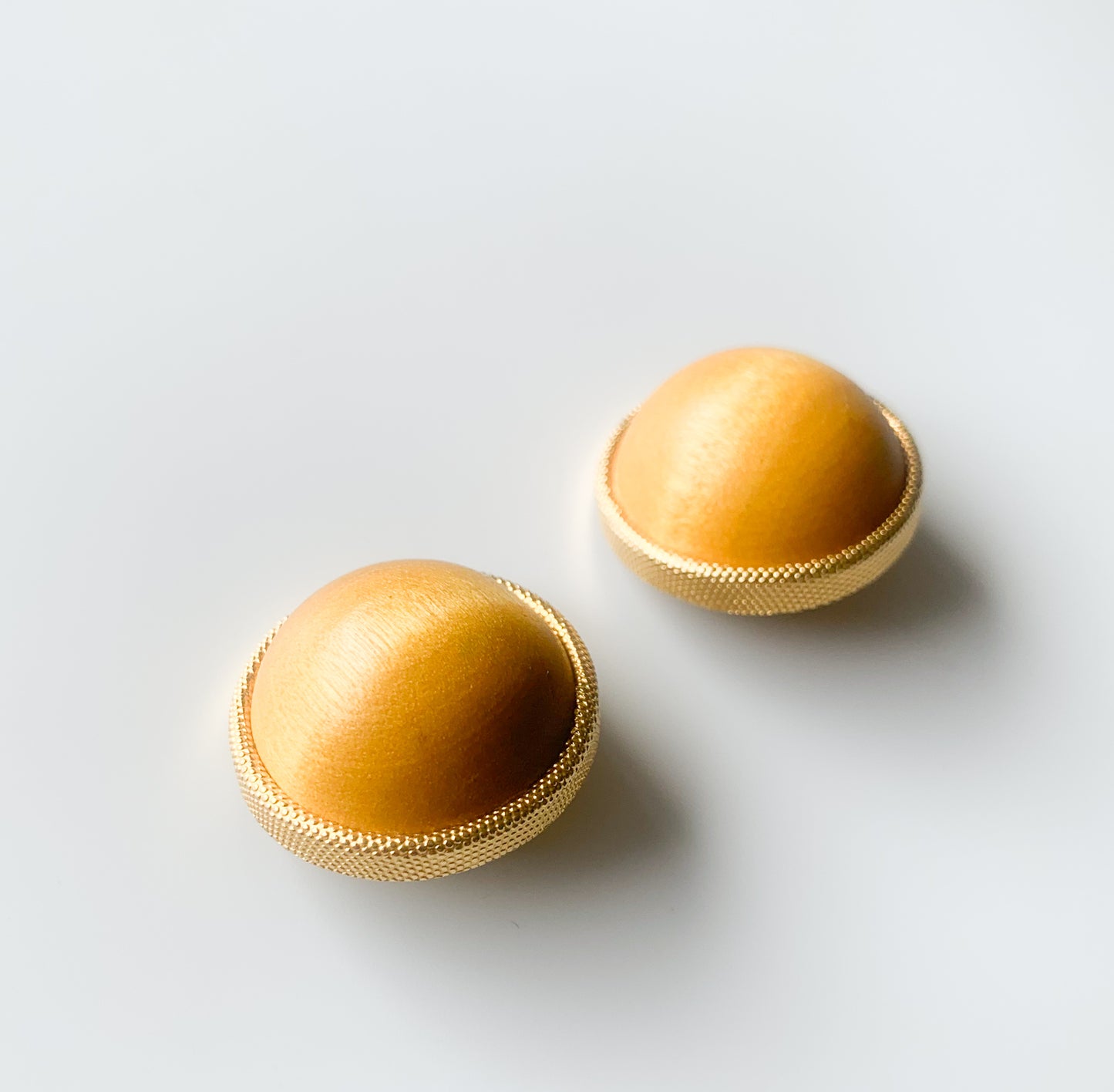 Aarikka Finland | Wooden amber colored clip-on earrings