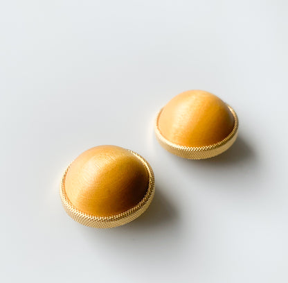 Aarikka Finland | Wooden amber colored clip-on earrings