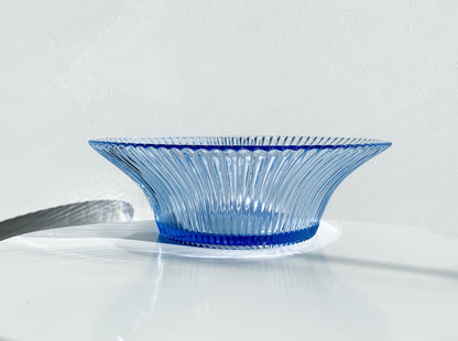 Goran Hongell Karhula, Large Sapphire Bowl Sade 26 cm, 1950s