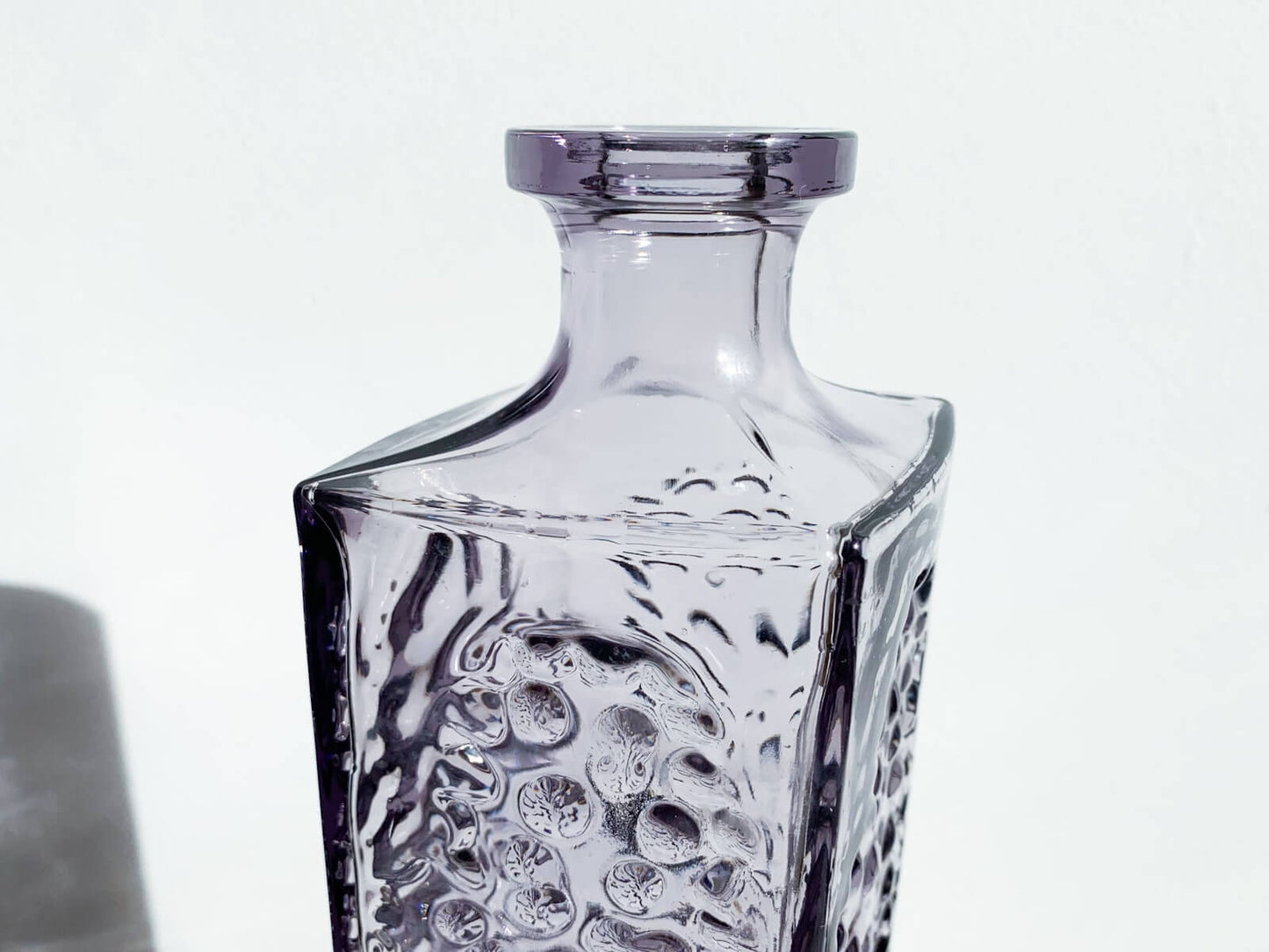 Riihimaki Eero Rislakki, Heavy Purple Decanter Lara, Finland 1970s