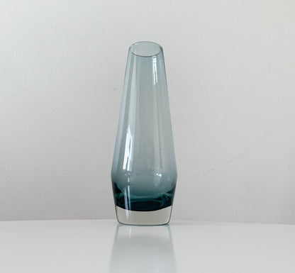 Tamara Aladin Riihimäen Lasi | Blue grey glass vase