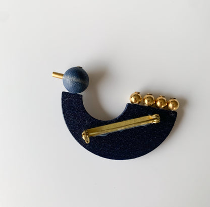 Aarikka Finland | Helmilintu wooden brooch
