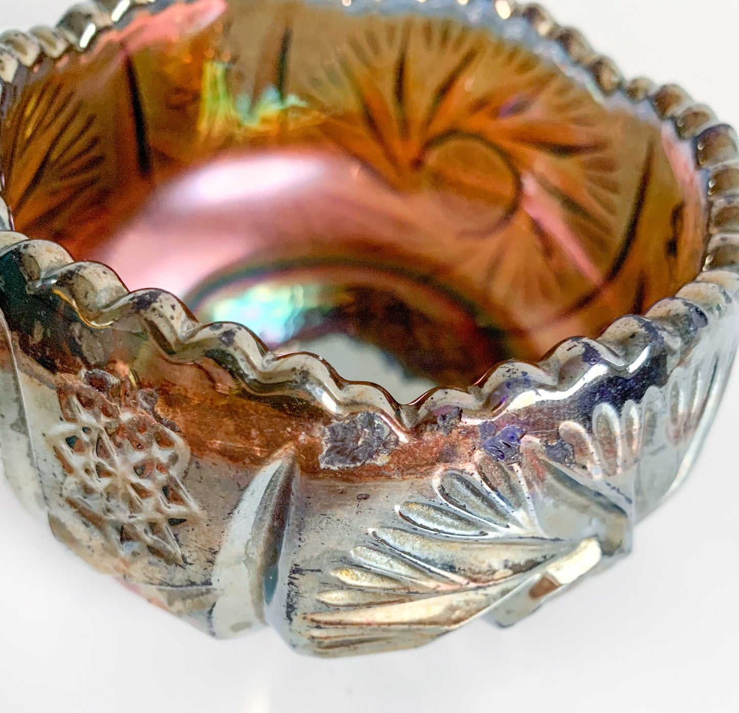 Riihimäen Lasi | Starburst carnival glass sugar bowl