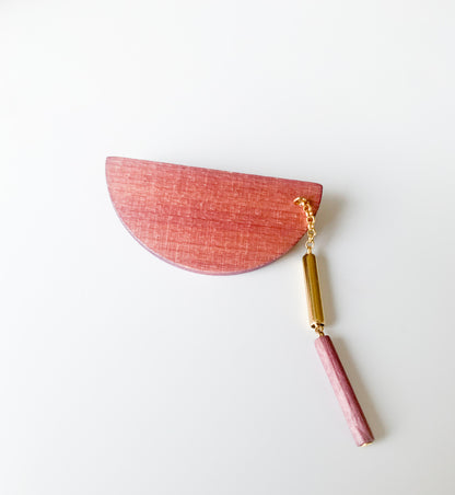 Aarikka Finland Wood Pendulum brooch, dusty rose