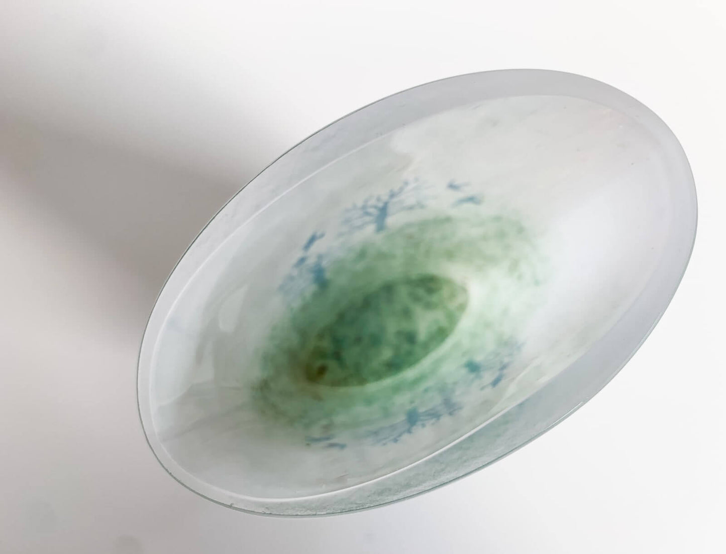 Kjell Engman Kosta Boda, Vase October Sweden 1980s