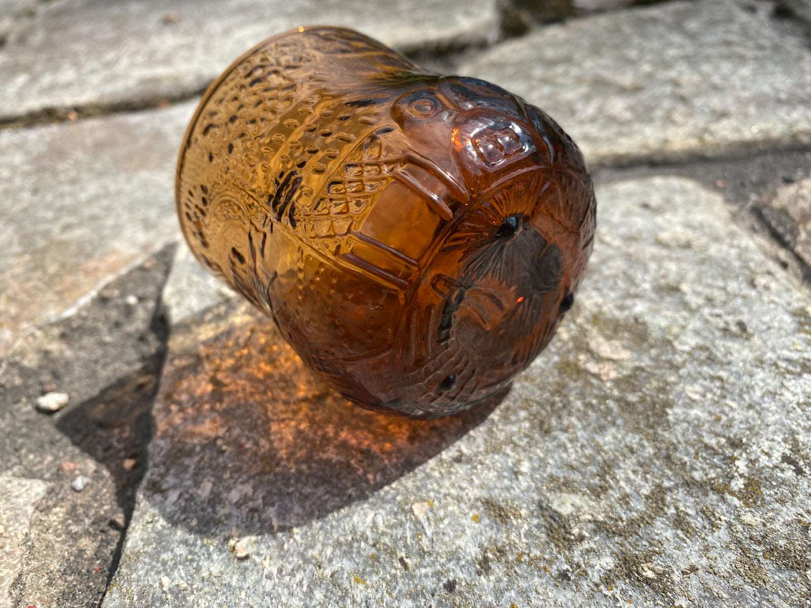 Glass cup for punch/glög from Fauna series by Oiva Toikka. Nuutajärvi 1973-76