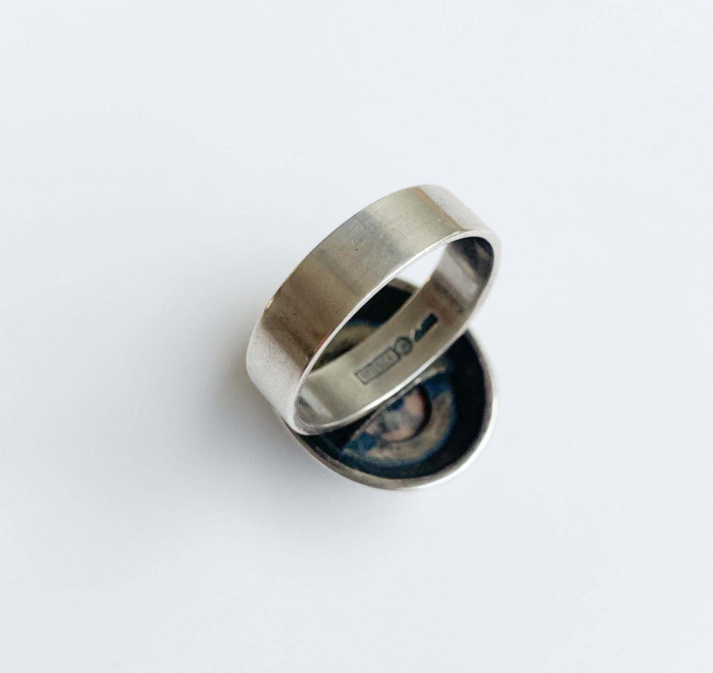 Kalevala Koru | Silver ring with pink granite
