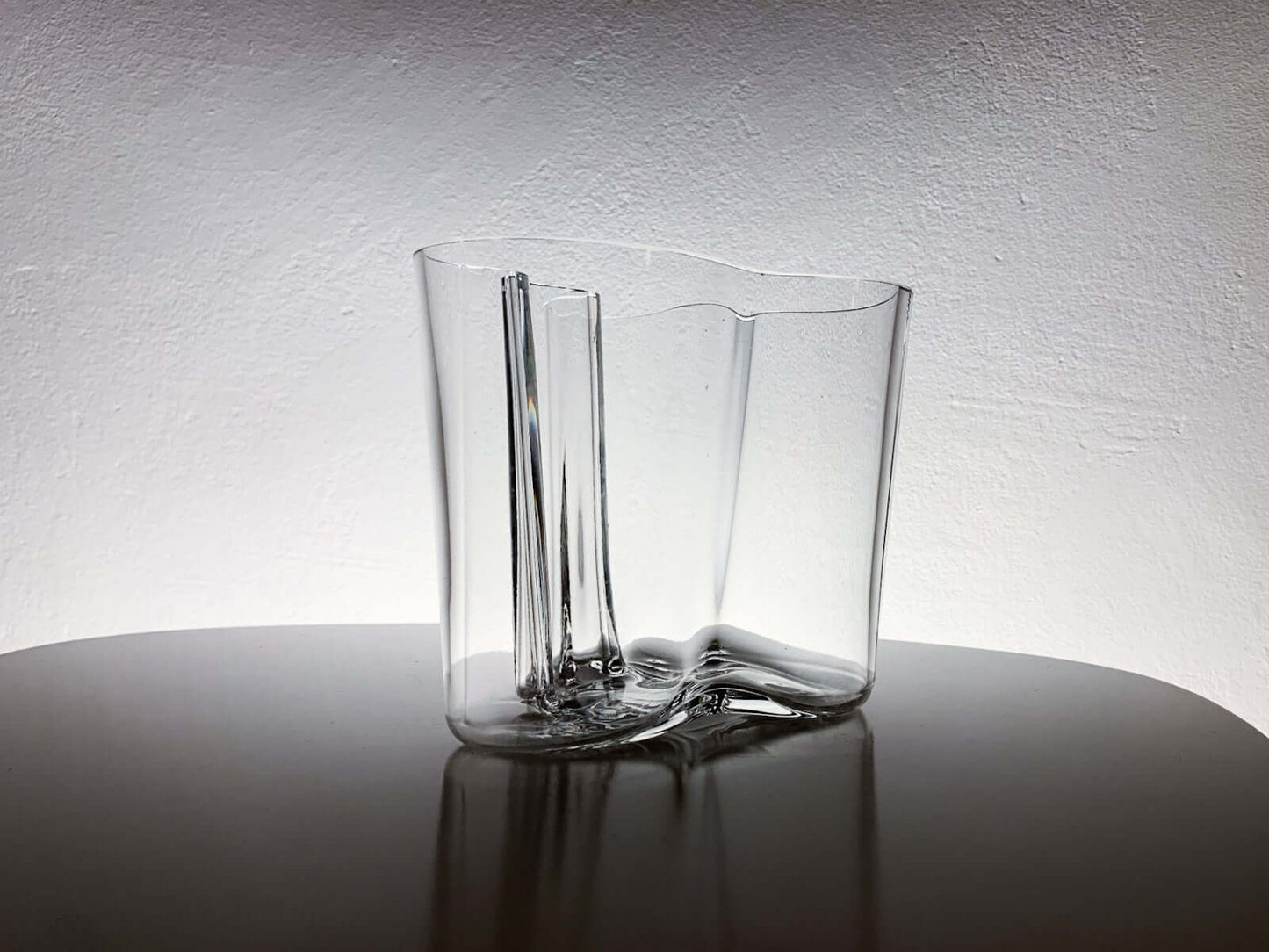 Alvar Aalto, Savoy Aalto Vase 12 cm Signed, Iittala Finland