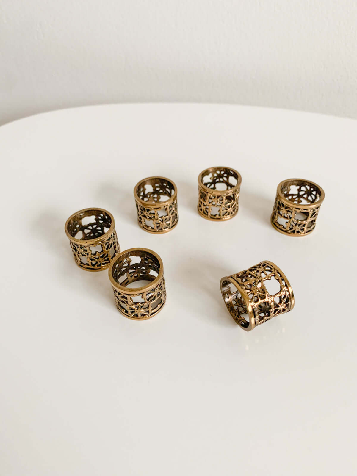 Pentti Sarpaneva, Set of 6 Bronze Napkin Rings “Pitsi”