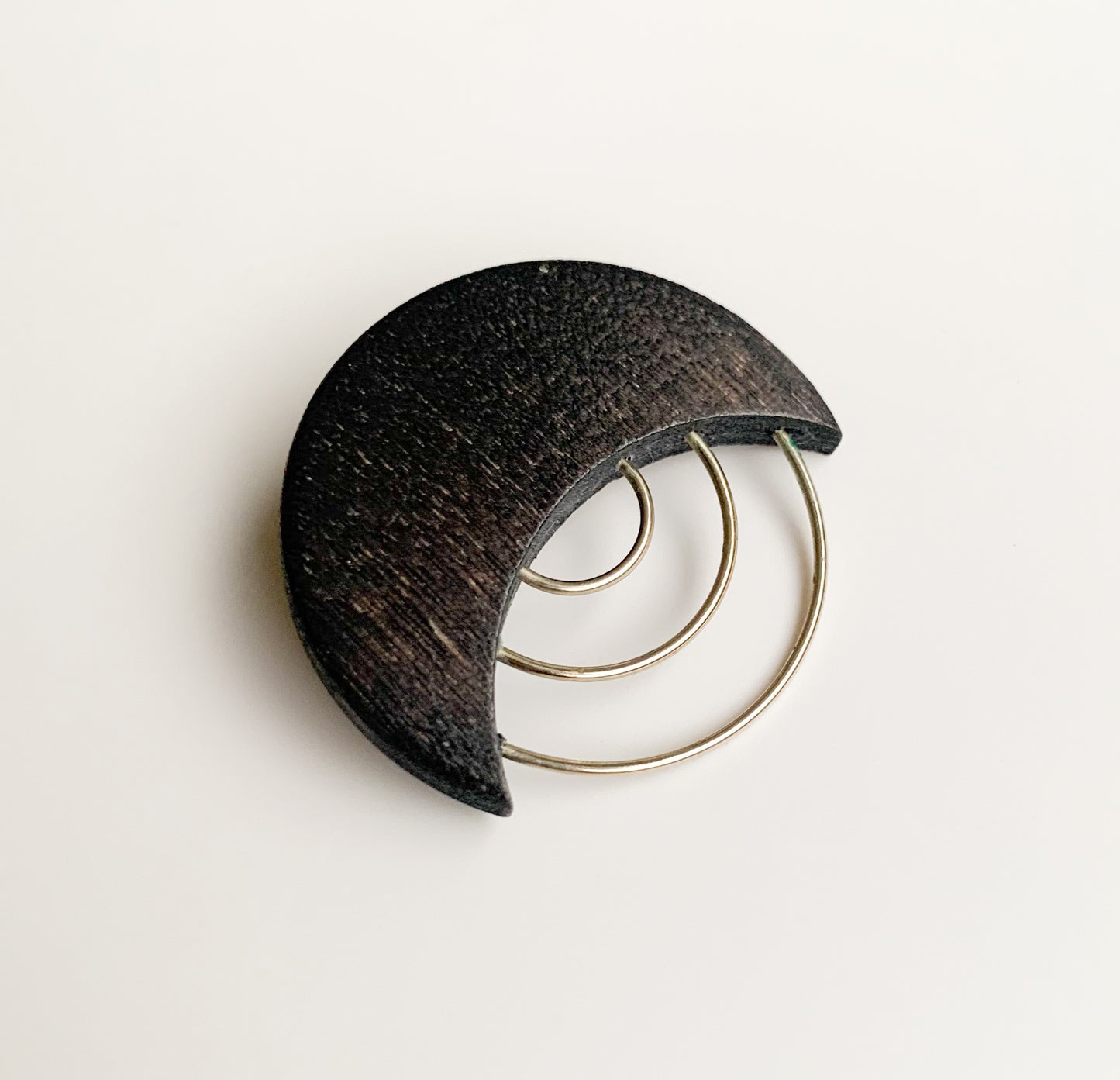 Aarikka graphite tone Crescent Moon wood brooch