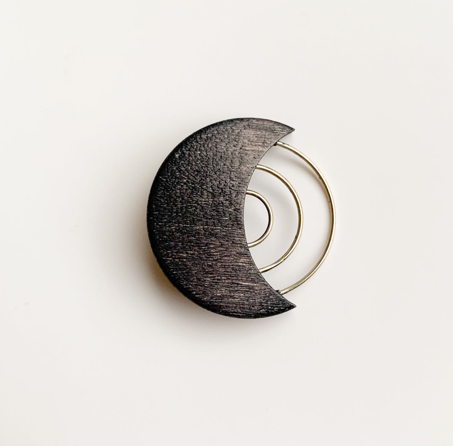 Aarikka graphite tone Crescent Moon wood brooch