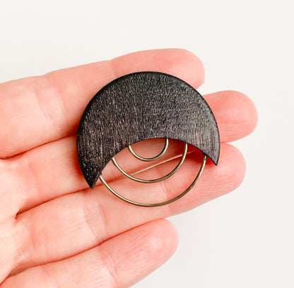 Aarikka graphite tone Crescent Moon wood brooch