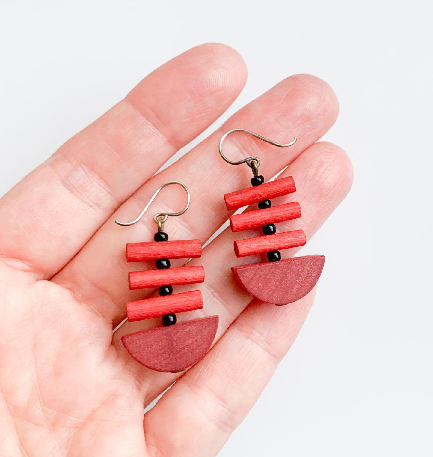 Aarikka Red wood arc earrings, 1980s
