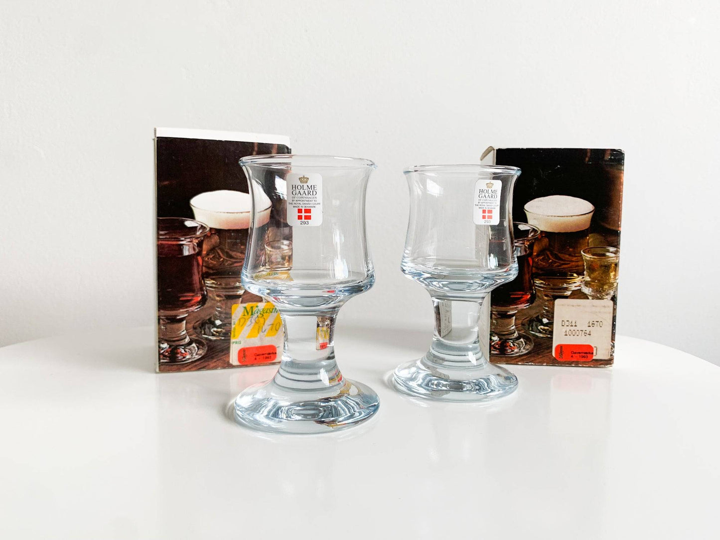 Vintage original box unused Danish glass design