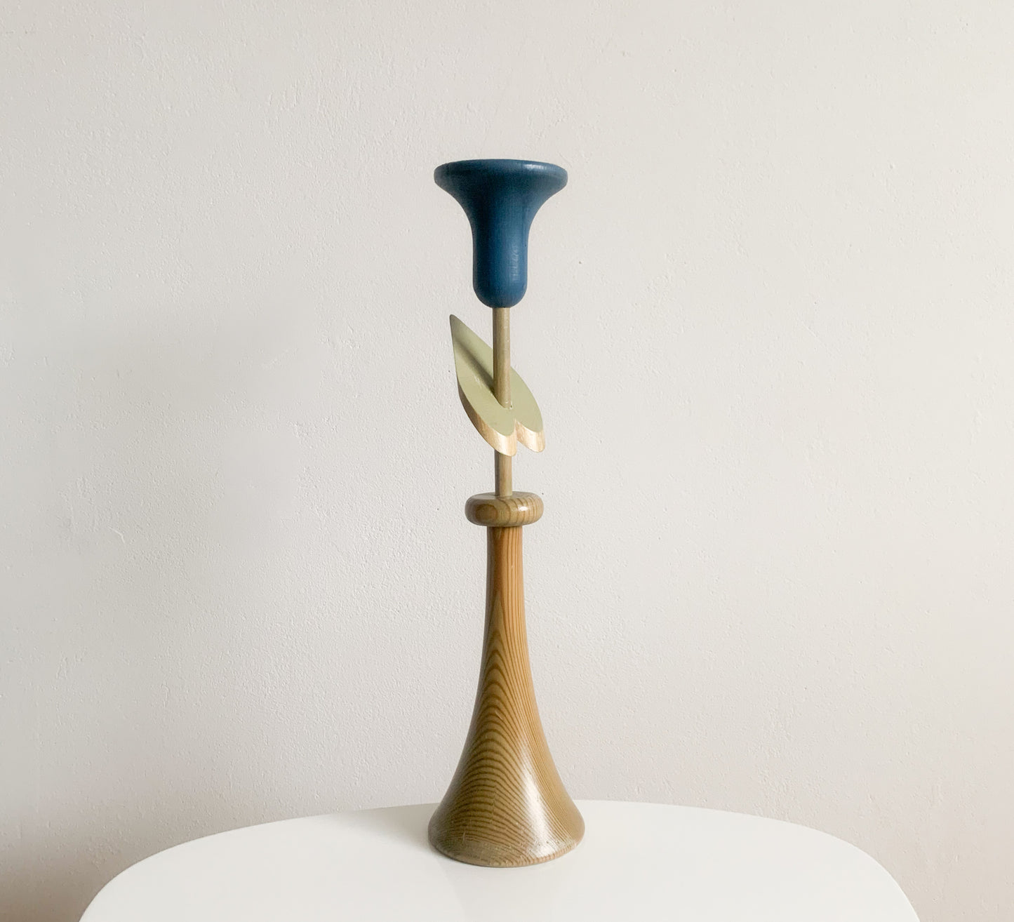Aarikka Queen of the Night | Tulip Candle Holder