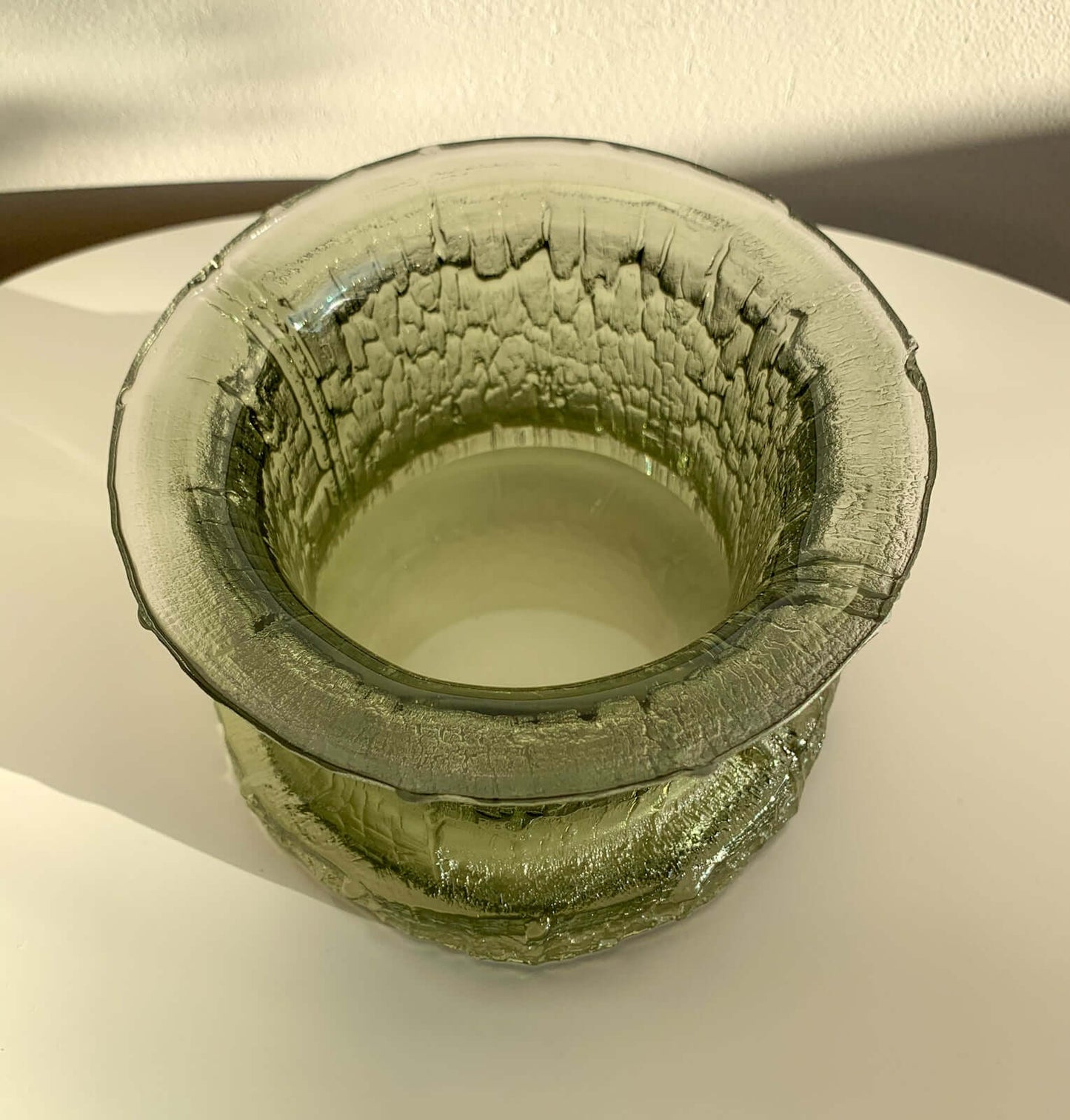 Timo Sarpaneva Iittala | Finlandia 3358 Vase & Artwork