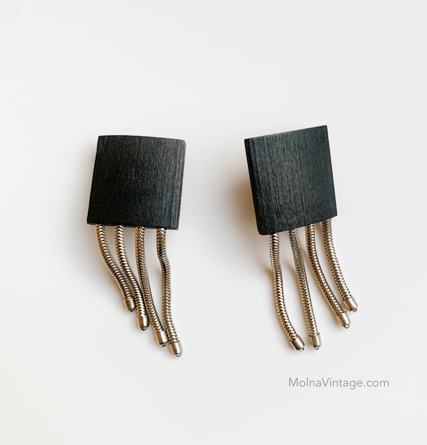 Wooden clip-on earrings with moving drops | Aarikka Finland
