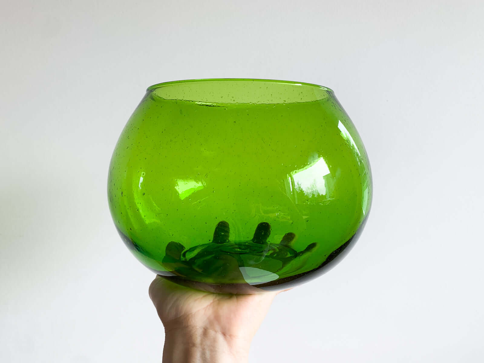 Midcentury punch bowl of green glass, Finland