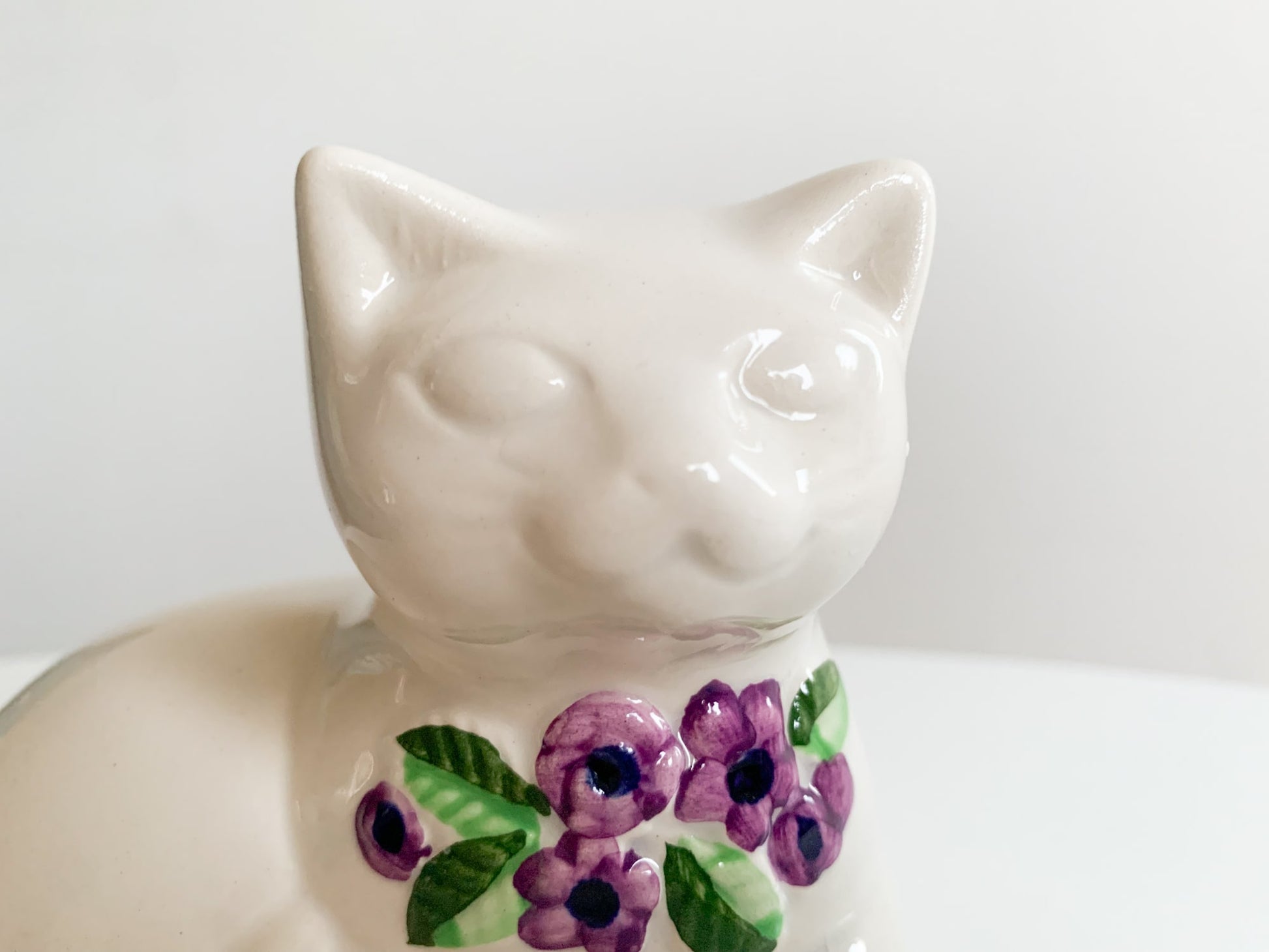 Vintage collectible Midmod decor