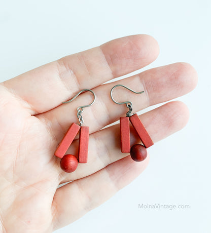 Aarikka red wooden bead earrings | Finland
