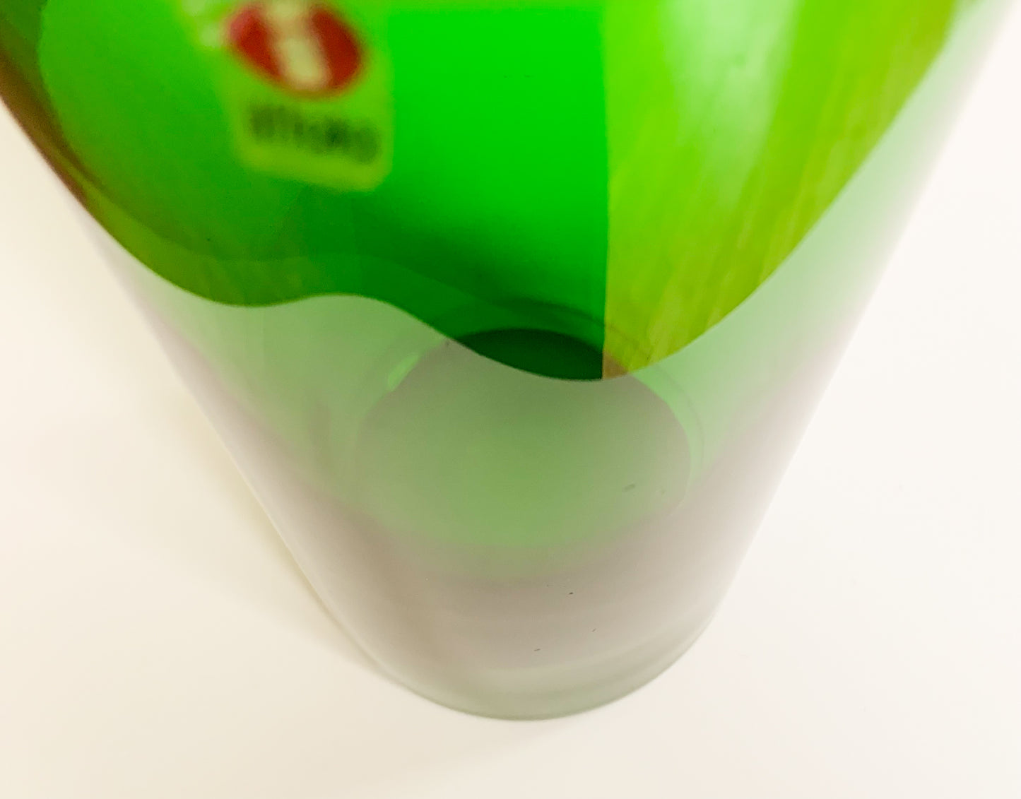 Markku Salo, Nuutajarvi Juno green vase, 1990s Finland