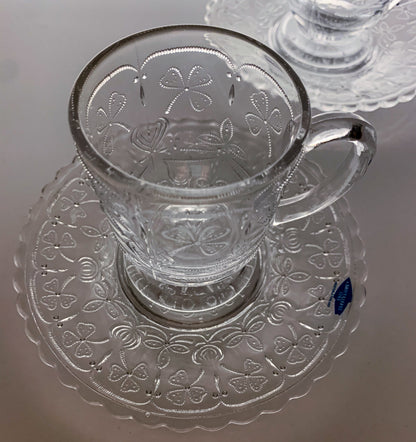 Nuutajärvi 2 Apila cup and saucer | Kerttu Nurminen