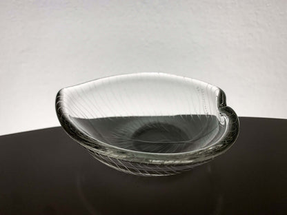 Iittala Tapio Wirkkala, Art glass object Lehti 3268 signed, 1950s