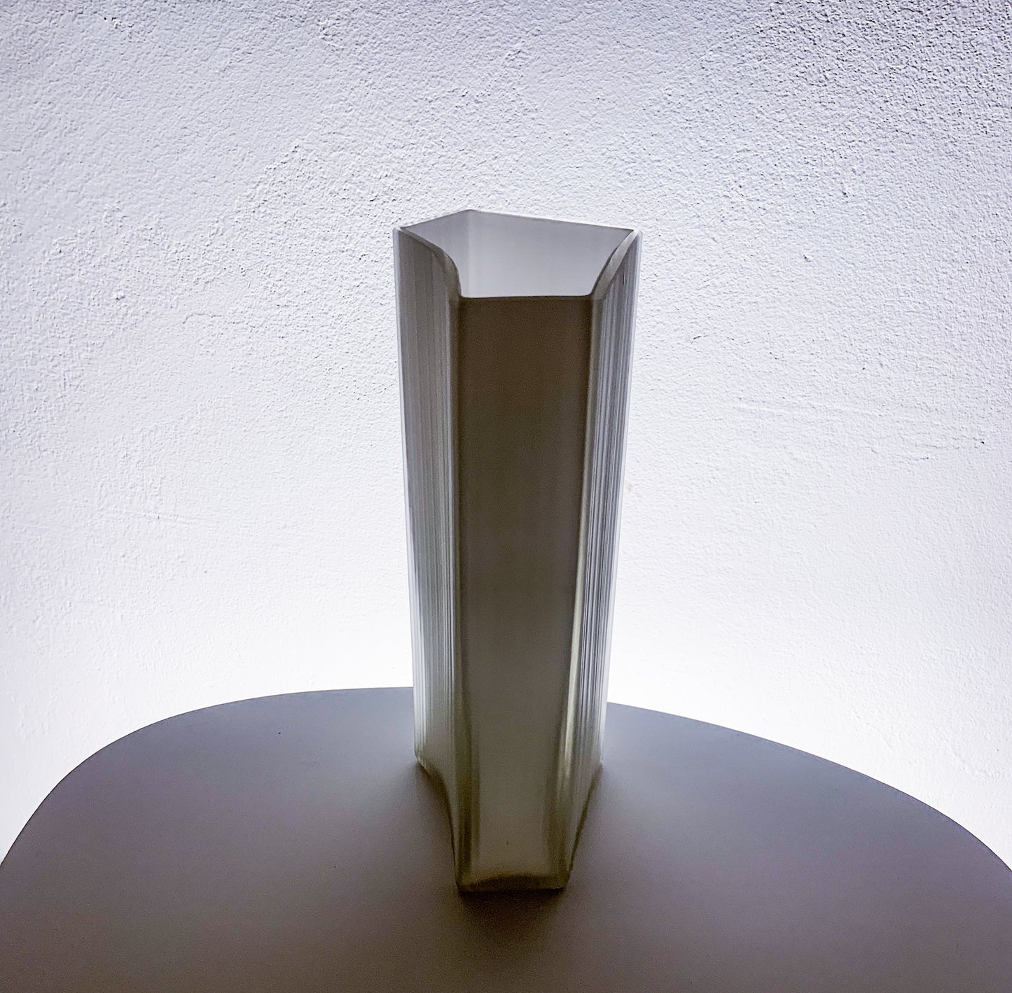 Tapio Wirkkala für Iittala | Vase aus mattem Glas, Modell 2871