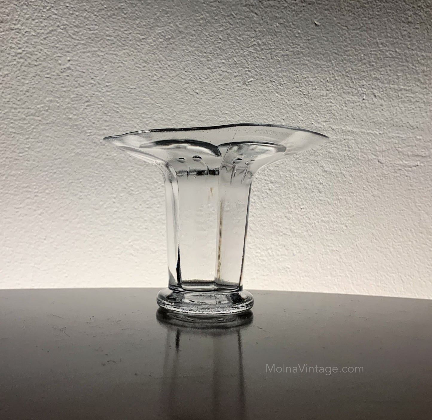 Lumme vase by Kerttu Nurminen, Nuutajärvi