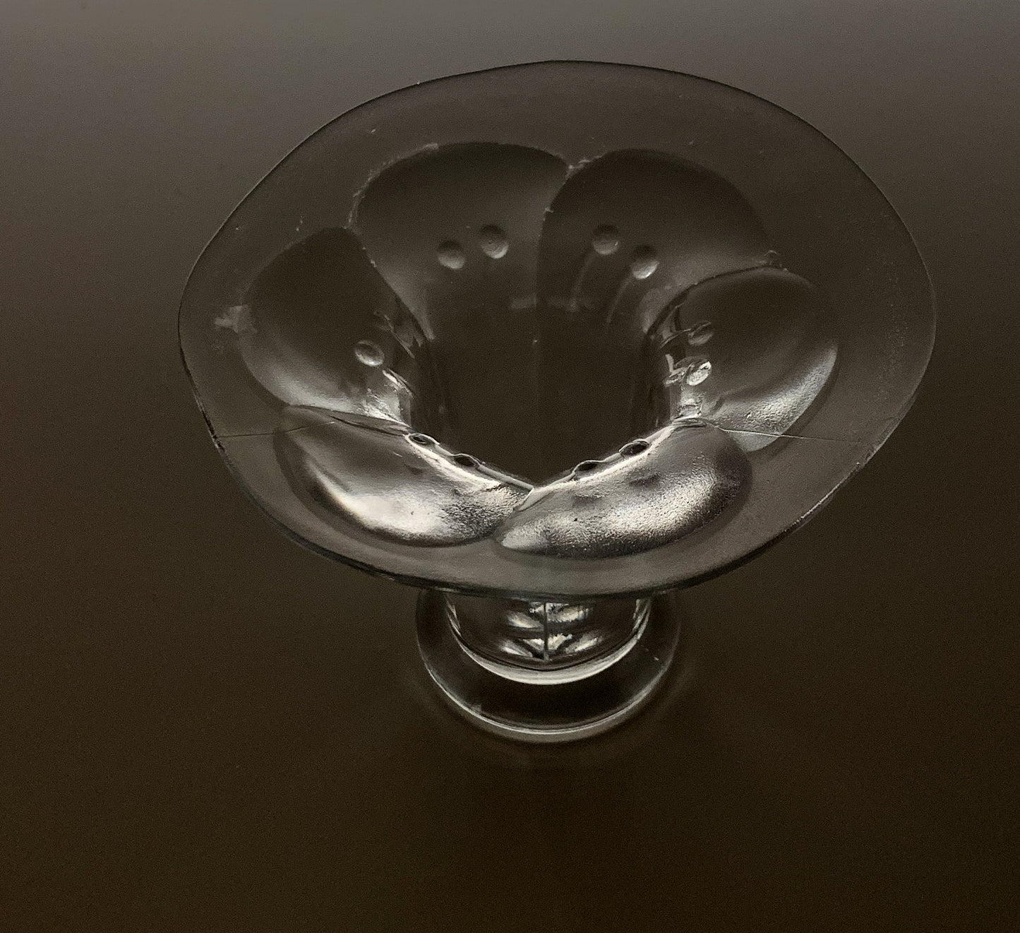 Lumme vase by Kerttu Nurminen, Nuutajärvi