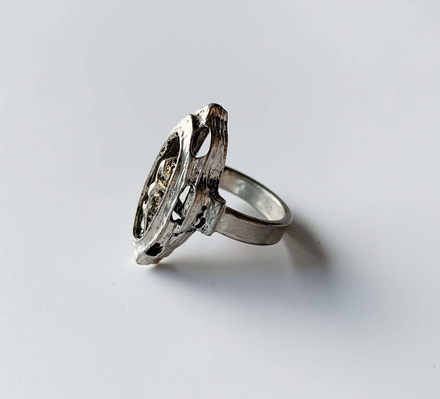 Tapani Vanhatalo “Orbit” Brutalist Pewter Ring, 1970s