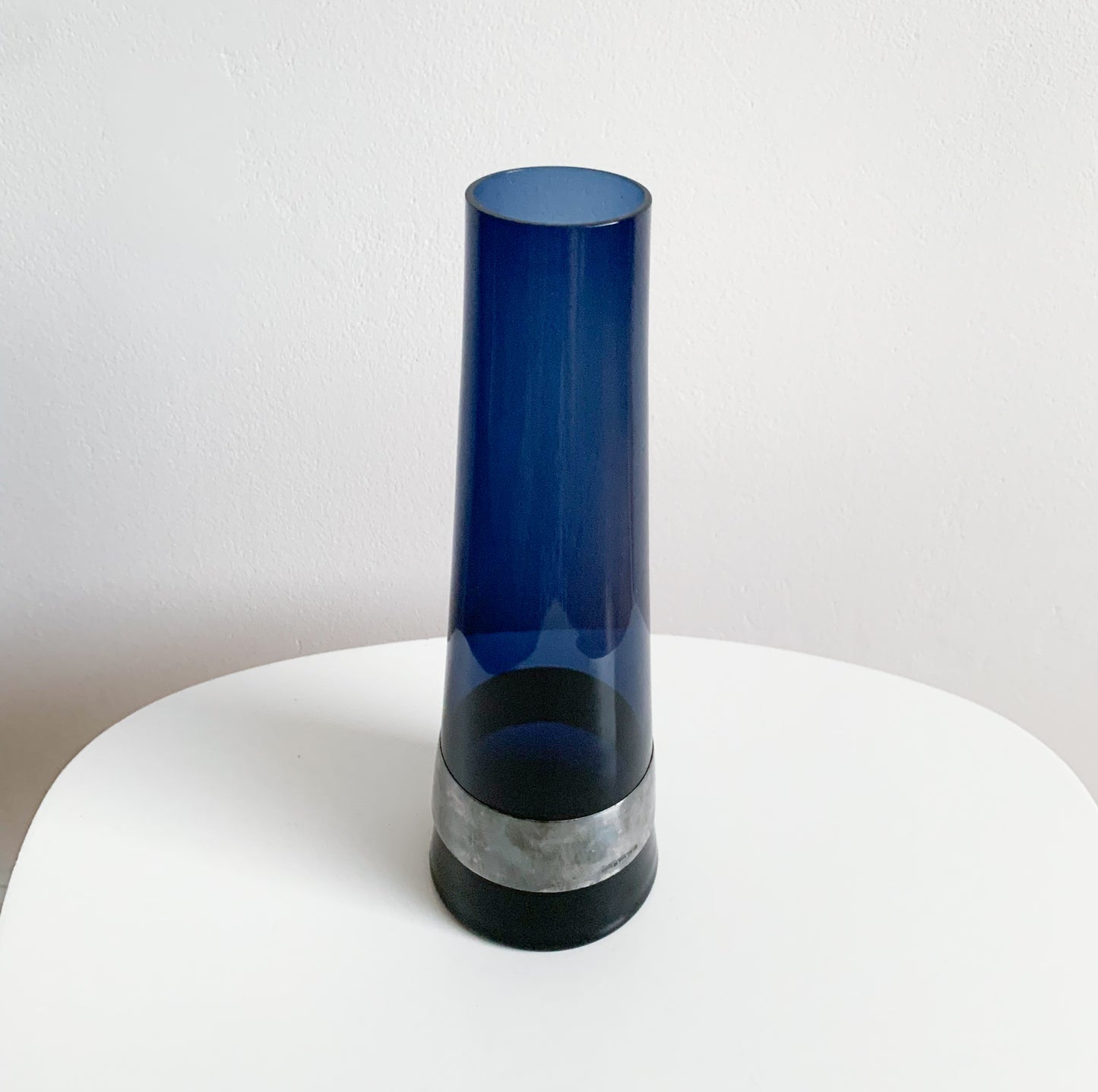 Vase SH105 by Saara Hopea, silver decor | Nuutajärvi