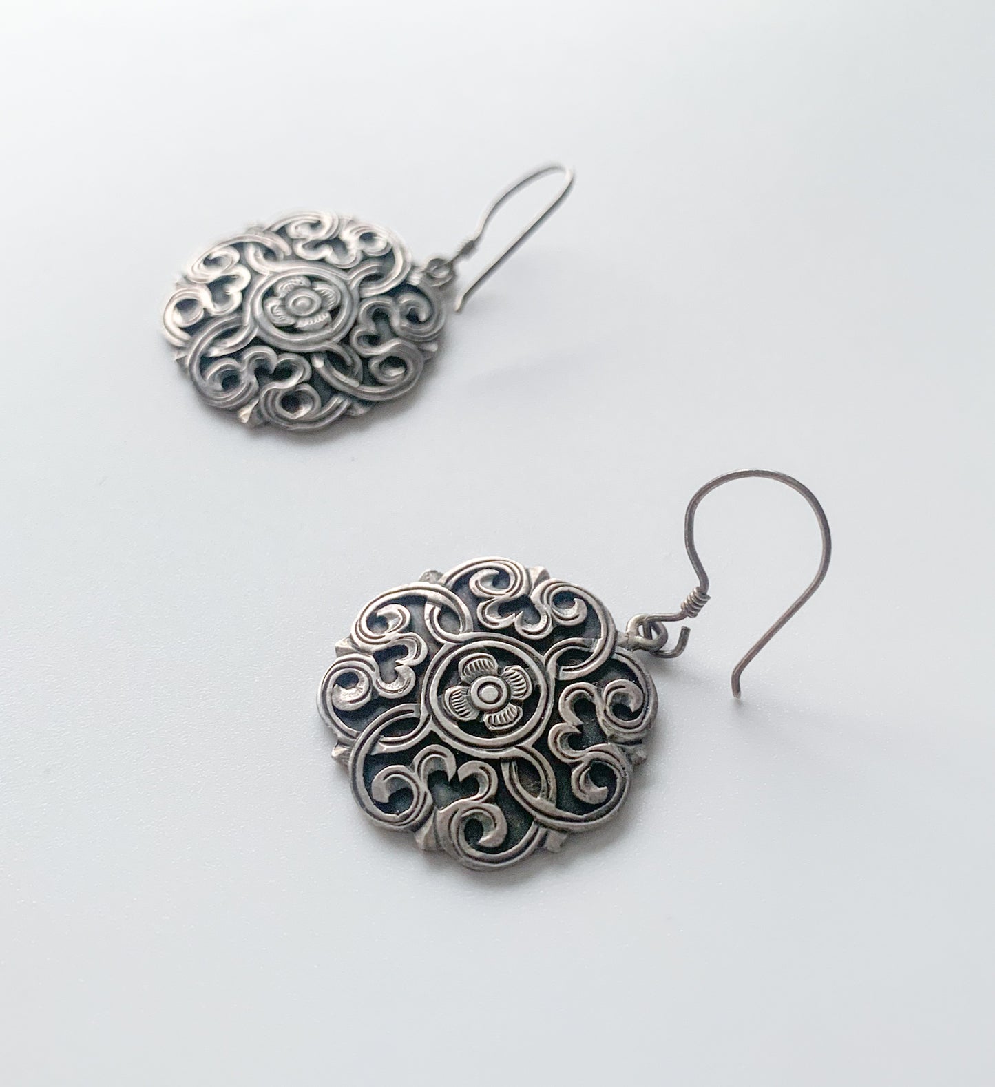 Silver Filigree Disc Earrings