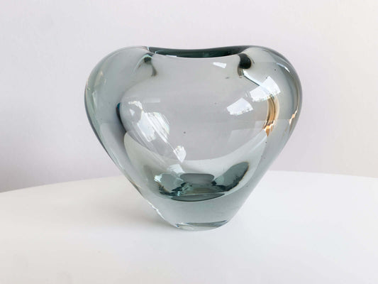 Holmegaard Per Lutken, Art glass aqua blue vase Minuet 8.5 cm, 1960s