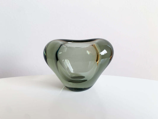Holmegaard Per Lutken, Art glass grey vase Minuet, Denmark 1950s