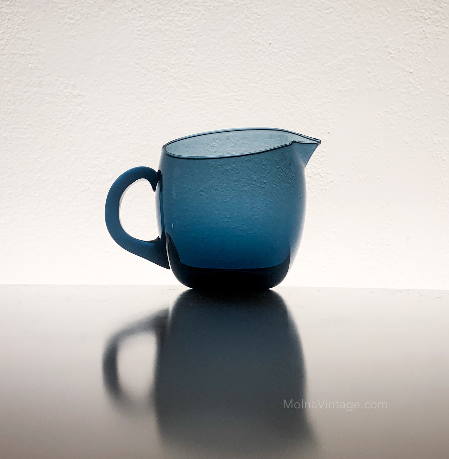 Petrol blue glass creamer | Tapio Wirkkala Iittala