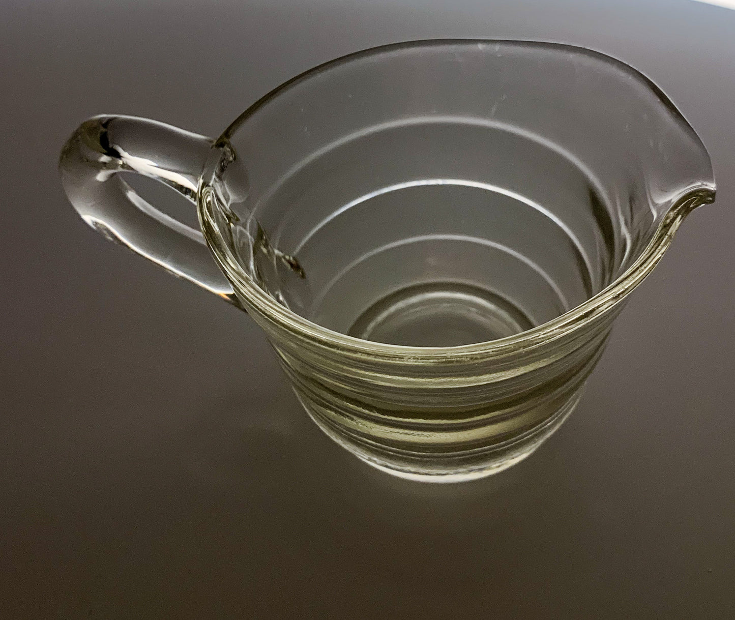 Maininki glass creamer by Göran Hongell | Karhula