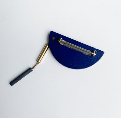 Wood Pendulum brooch, navy blue | Aarikka Finland