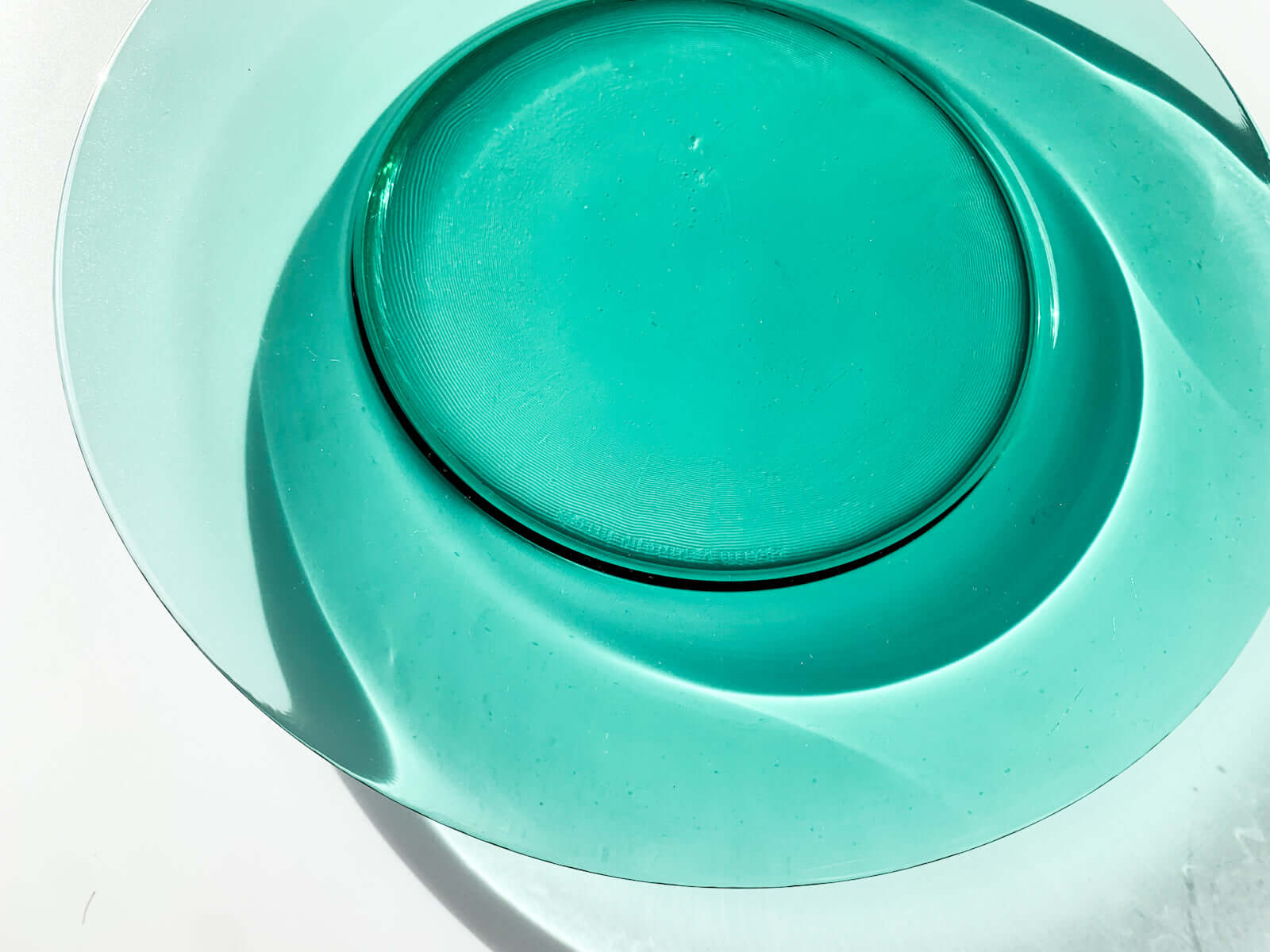 Iittala plate green glass | Design Kerttu Nurminen