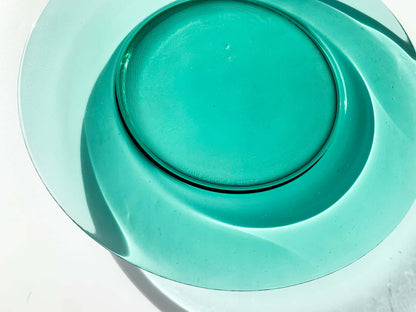Iittala plate green glass | Design Kerttu Nurminen