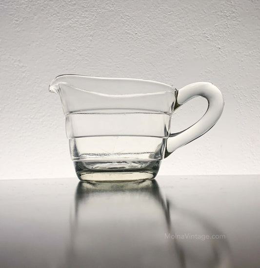 Maininki glass creamer saucer | Goran Hongell Karhula | Molna Vintage