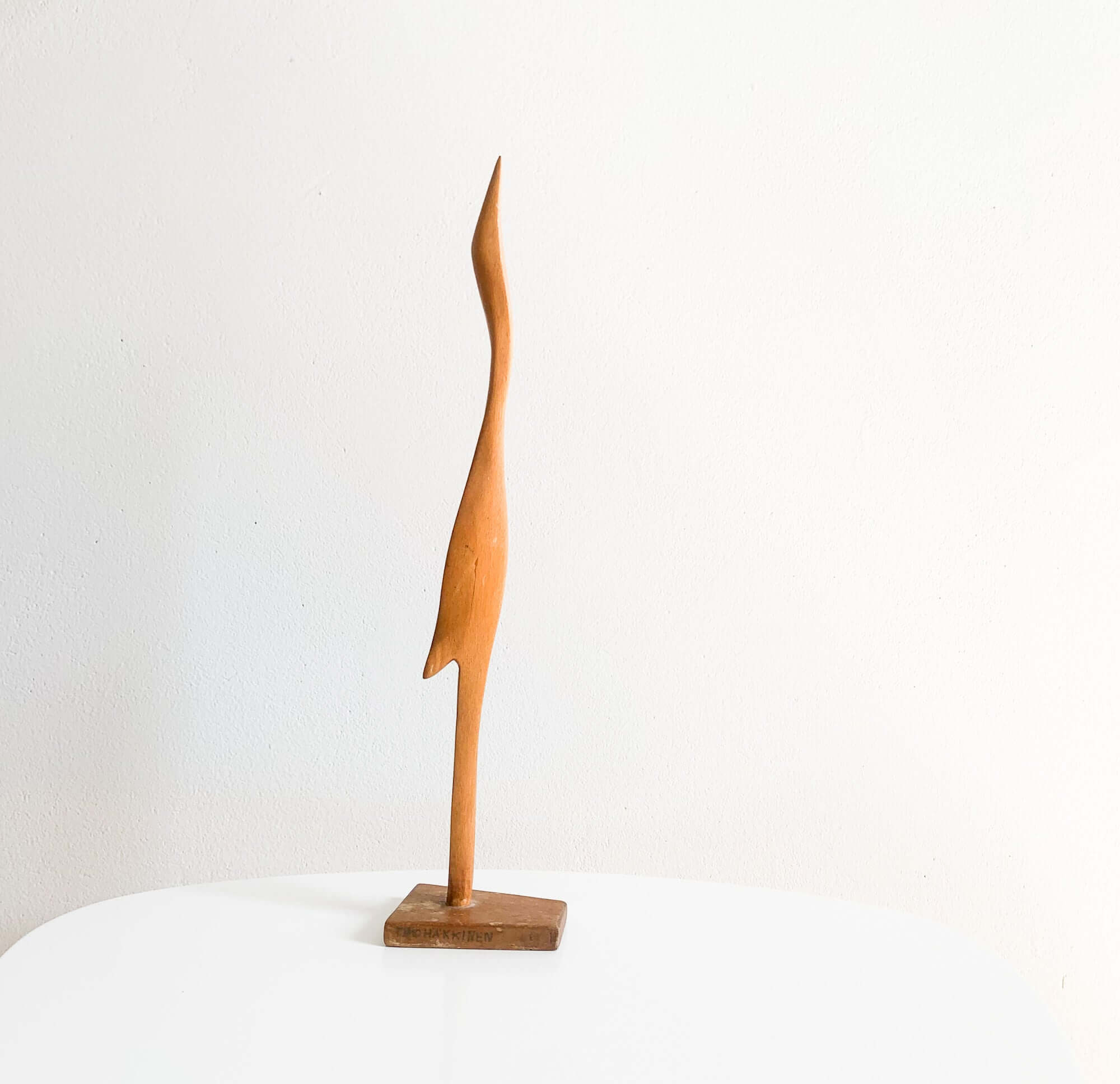 Hand-carved wooden crane sculpture | 1950s to 1960s – Molna Vintage