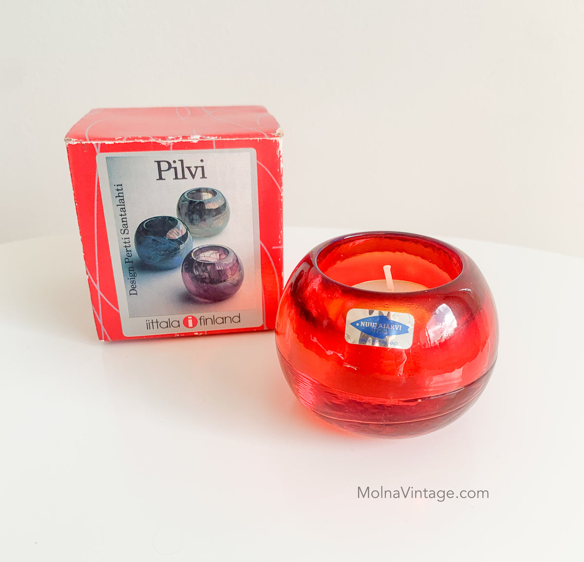 Red art glass Pilvi candleholder | Nuutajarvi Iittala Pertti Santalahti | Molna Vintage