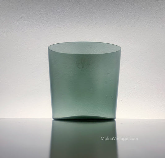 SH142 Grey Glass Vase | Saara Hopea Nuutajarvi | Martat | Molna Vintage