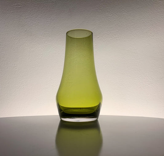 Tamara Aladin Riihimaen Lasi | Art Glass Vase 1374 olive | Molna Vintage