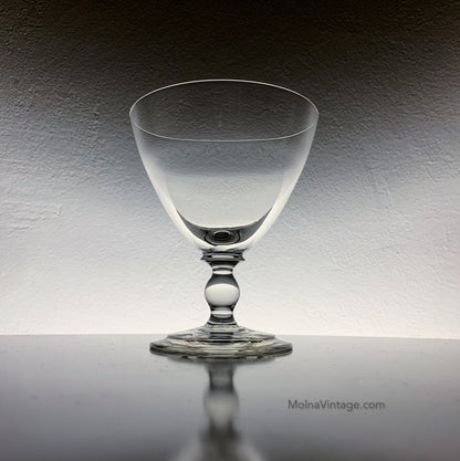 Thyla Wine Glass | Tyra Lundgren Riihimaki | Molna Vintage
