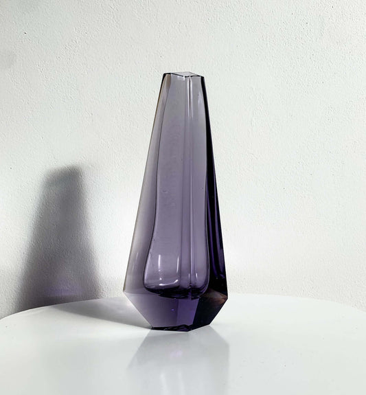 Vintage Amethyst Crystal Vase | Mantyharjaun Lasi 1970s | Molna Vintage